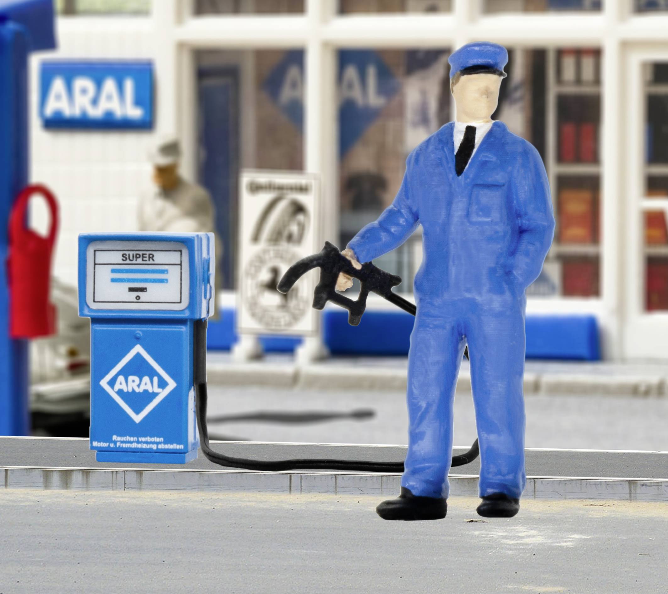 Viessmann Modelltechnik H0, оператор заправки, функціональна модель, пофарбована