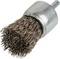 Metalowa szczotka druciana z okrągłą główką i mocowaniem do elektronarzędzi. Idealna do usuwania rdzy i farby z powierzchni metalowych.