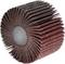 Nakładka szlifierska w formie lameli, do obróbki powierzchni, z brązowo-czerwonymi arkuszami ściernymi, odpowiednia do metalu lub drewna.