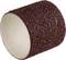 Czerwonobrązowy cylinder szlifierski z grubego papieru ściernego przeznaczony do użycia z narzędziem Dremel.