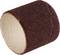 Okrągły, ciemnobrązowy pas szlifierski o szorstokiej teksturze, stosowany do prac szlifierskich.