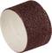 Czerwonobrązowy pierścień taśmy szlifierskiej z papieru ściernego, stosowany w zastosowaniach związanych z narzędziami.