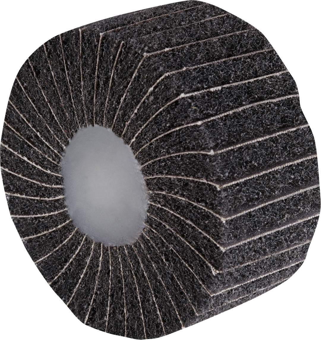 Szara rolka szlifierska z laminowanego włóknistego materiału. Używana do polerowania i szlifowania metalu w celu uzyskania jednorodnej powierzchni.