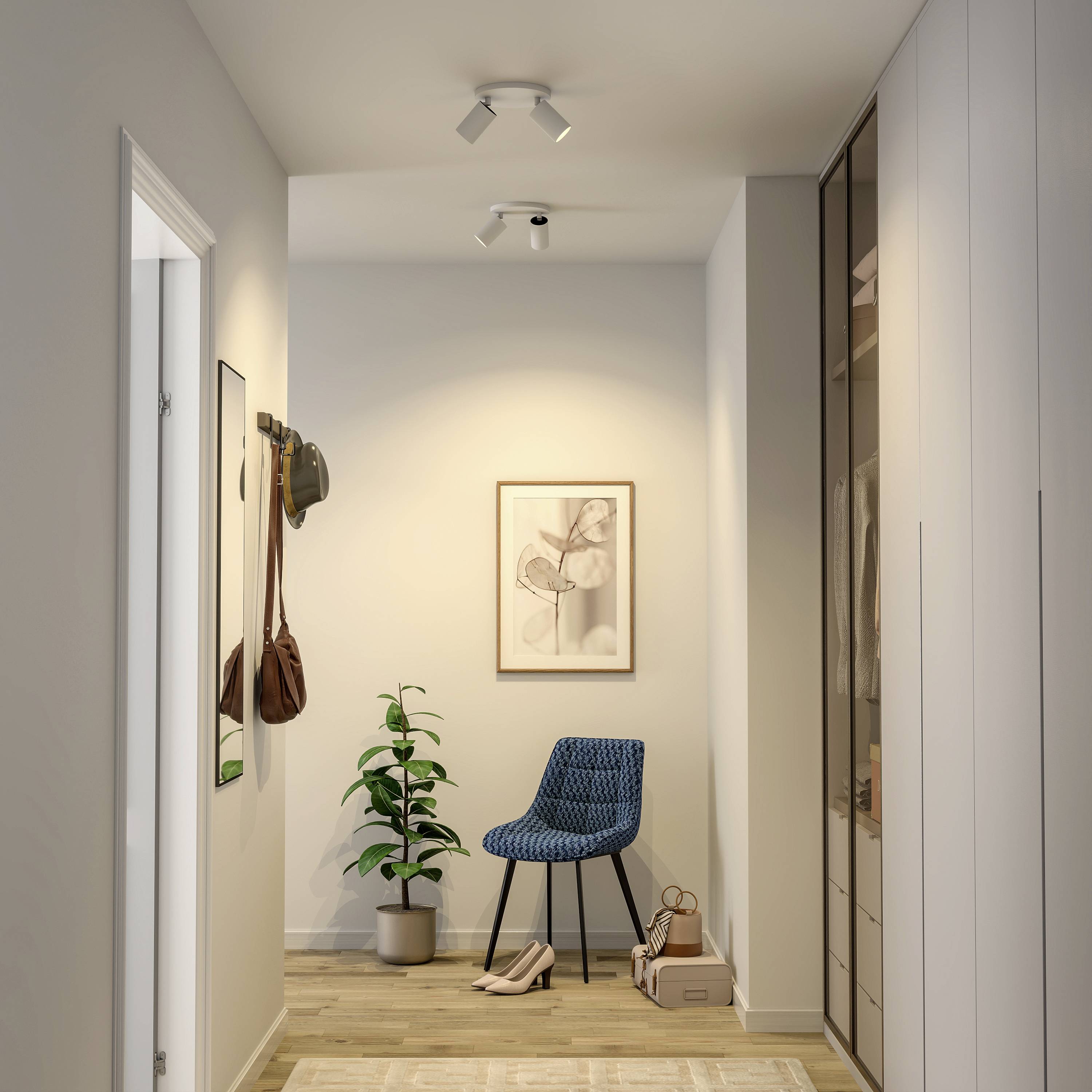 Nowoczesny korytarz z drewnianą podłogą, niebieskim krzesłem, roślinami i ubraniami na ścianie. Prosta aranżacja ze szczególnym naciskiem na funkcjonalność.