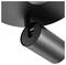 Zbliżenie nowoczesnej, czarnej lampy sufitowej o cylindrycznym kształcie z obrotową głowicą, przeznaczonej do precyzyjnego oświetlenia.