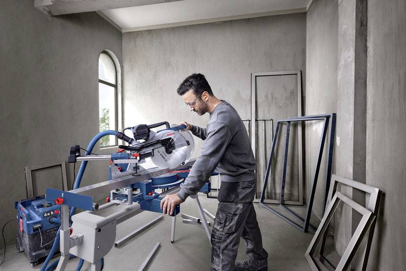 Торцювальна пилка Bosch Professional GCM 340-305 D 0601B60000 1 шт.