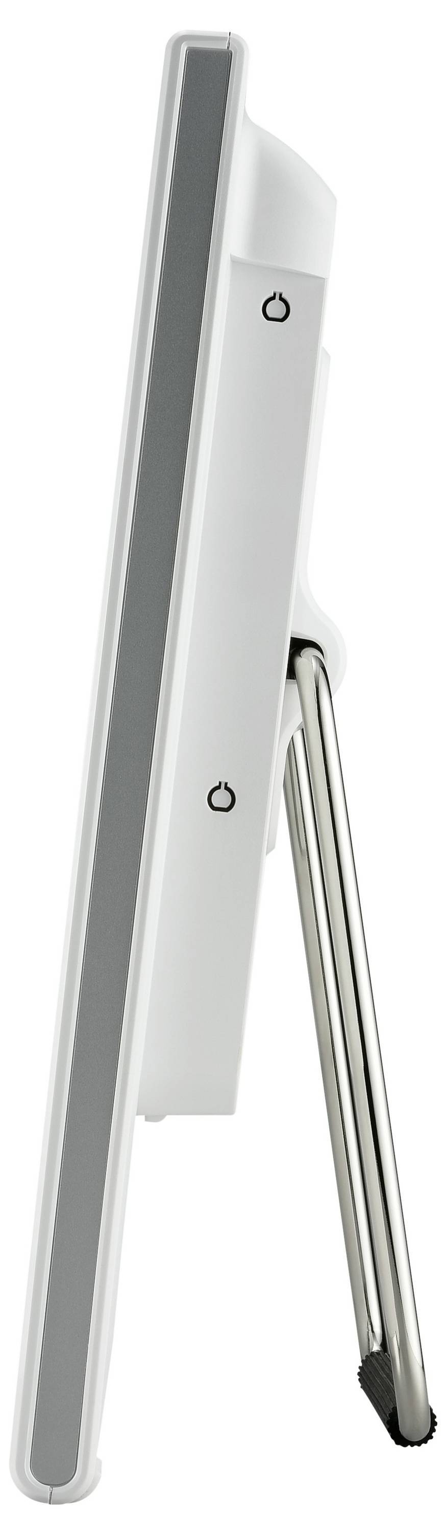 Widok z boku cyfrowej ramki ze wspornikiem metalowym. Ramka jest wąska i smukła.