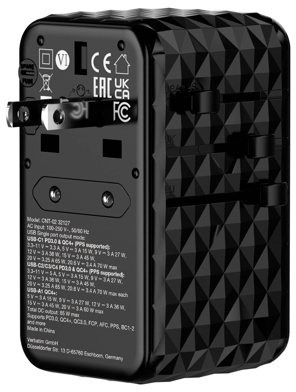 Czarny zasilacz z rozkładanymi wtyczkami, oznaczony logo CE, EAC, UKCA, FCC oraz z wydrukowanymi specyfikacjami technicznymi.