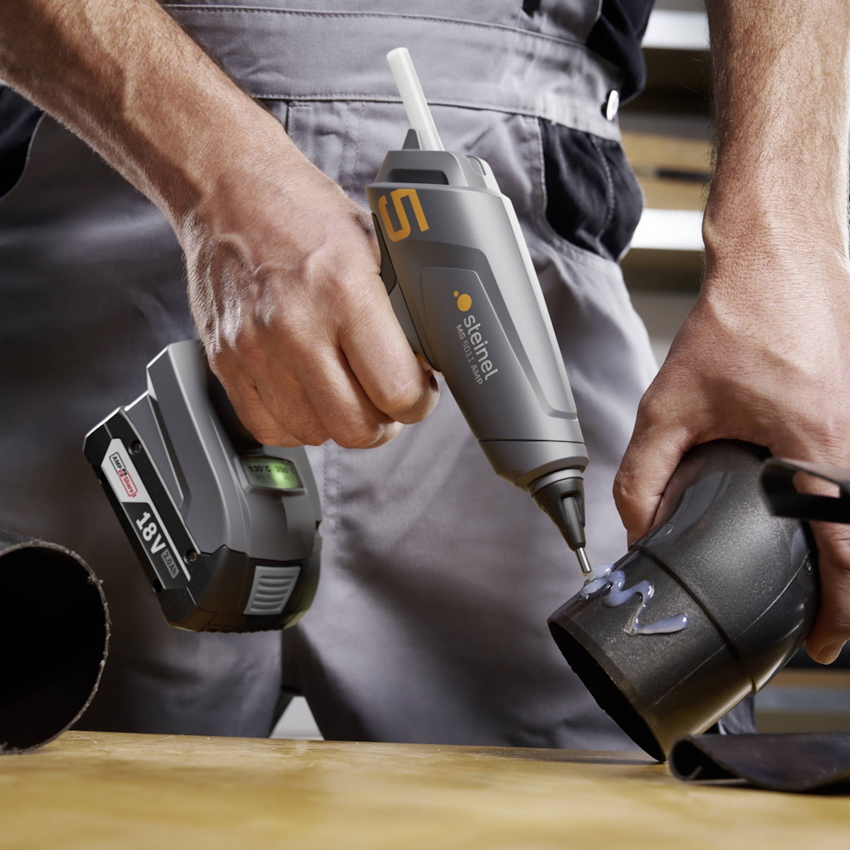 Steinel KLEBEPISTOLE MOBILEGLUE 5011 AMP KF-SET Акумуляторний клейовий пістолет 11 мм 18 В 1 шт.