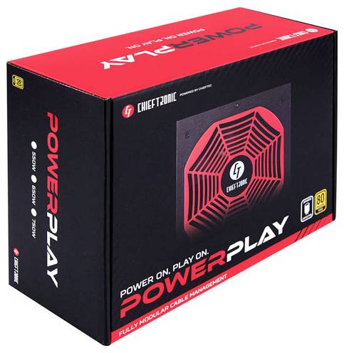 Opakowanie zasilacza 'PowerPlay' firmy Chieftronic. Czarny karton z czerwonym wzornictwem, przedstawiający obraz produktu oraz poziomy mocy: 550W, 650W, 750W.