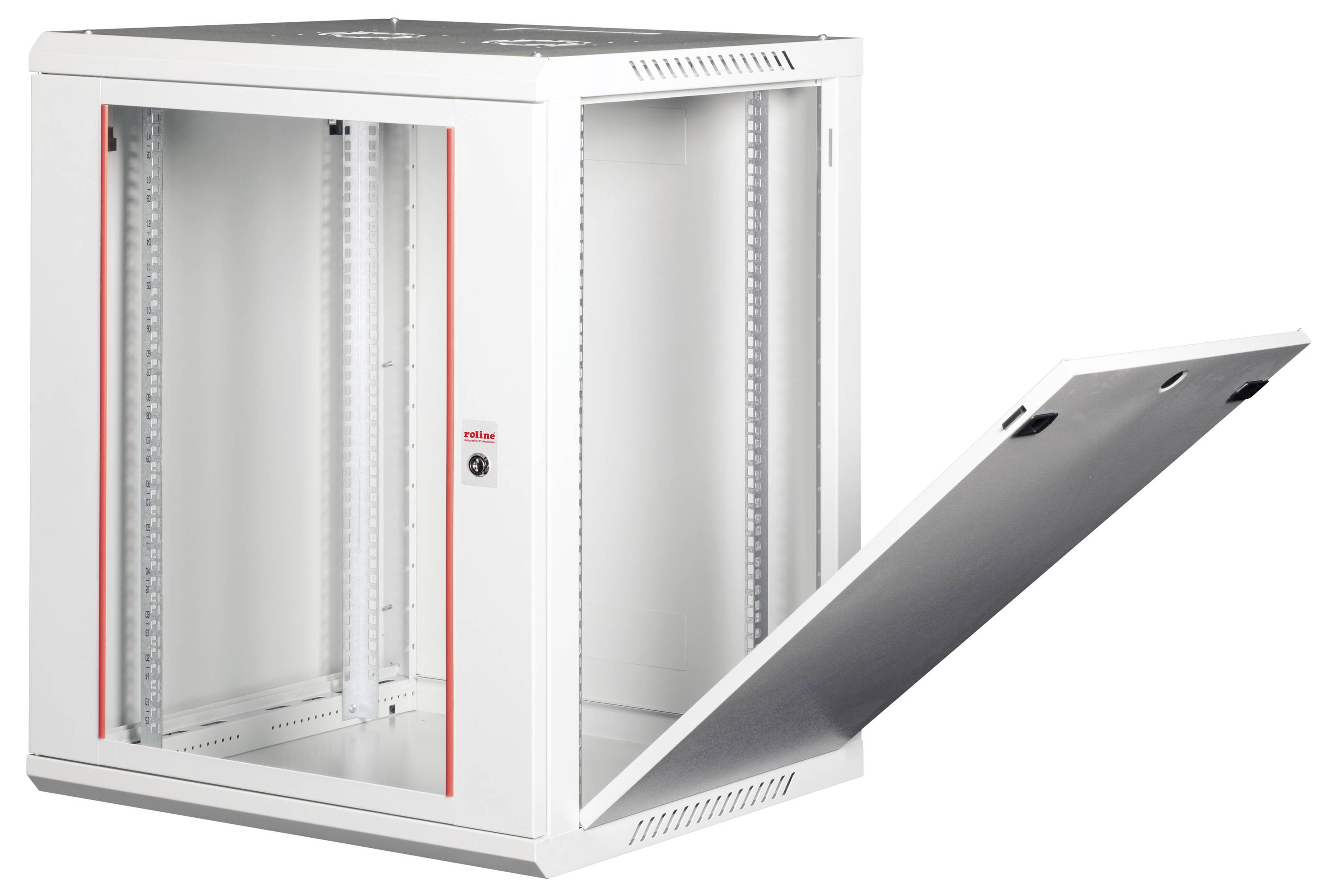 Otwarty biały stojak serwerowy z odłączonym panelem bocznym, ukazujący wewnętrzne szyny montażowe, odpowiedni do instalacji sprzętu telekomunikacyjnego.