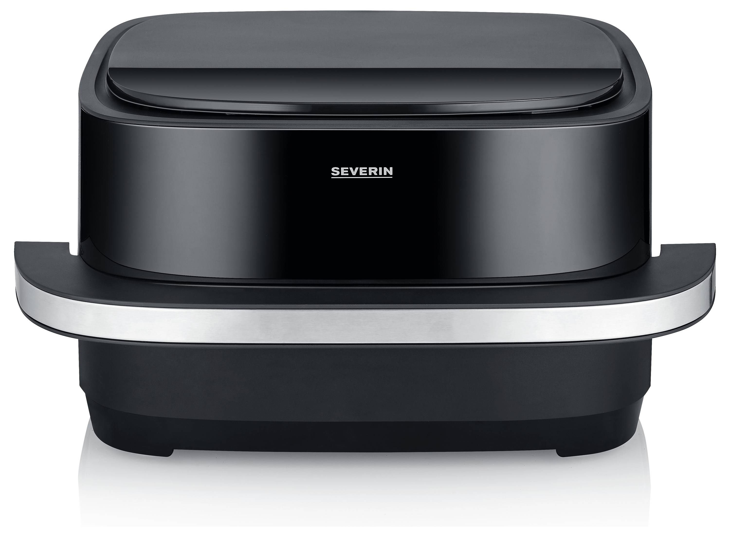 Elektryczny grill firmy Severin w czarnym designie z srebrnymi akcentami, odpowiedni do grillowania zarówno wewnątrz, jak i na zewnątrz.