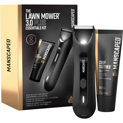 Zdjęcie przedstawia 'Zestaw Podstawowy Lawn Mower 3.0 Plus' do pielęgnacji, z trymerem i balsamem 'Crop Soother' przed opakowaniem.