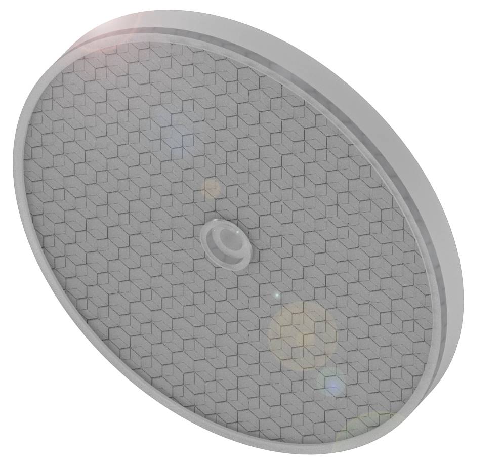 Okrągła, szara pokrywa z sześciokątnym wzorem i centralnym uchwytem. Na powierzchni widoczne są odbicia światła.