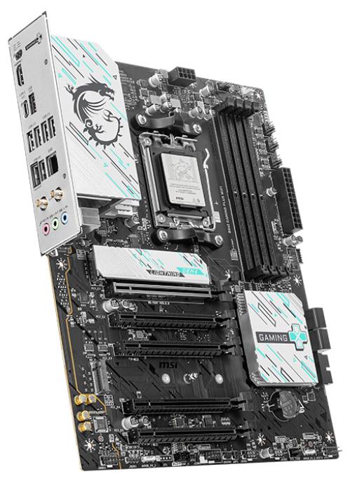 Obraz pokazuje płytę główną do gier z kilkoma slotami PCIe, gniazdami RAM i radiatorami. Ma stylizowane logo.