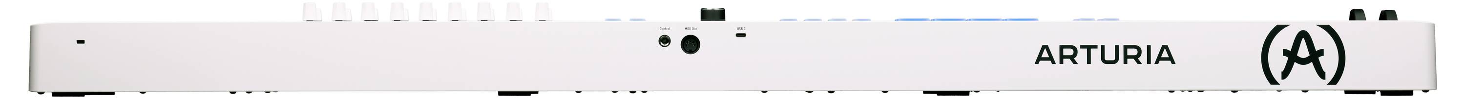 Tylna strona interfejsu audio firmy Arturia z wieloma złączami, w tym USB i MIDI. Zaprojektowany do produkcji muzycznej i zastosowań studyjnych.