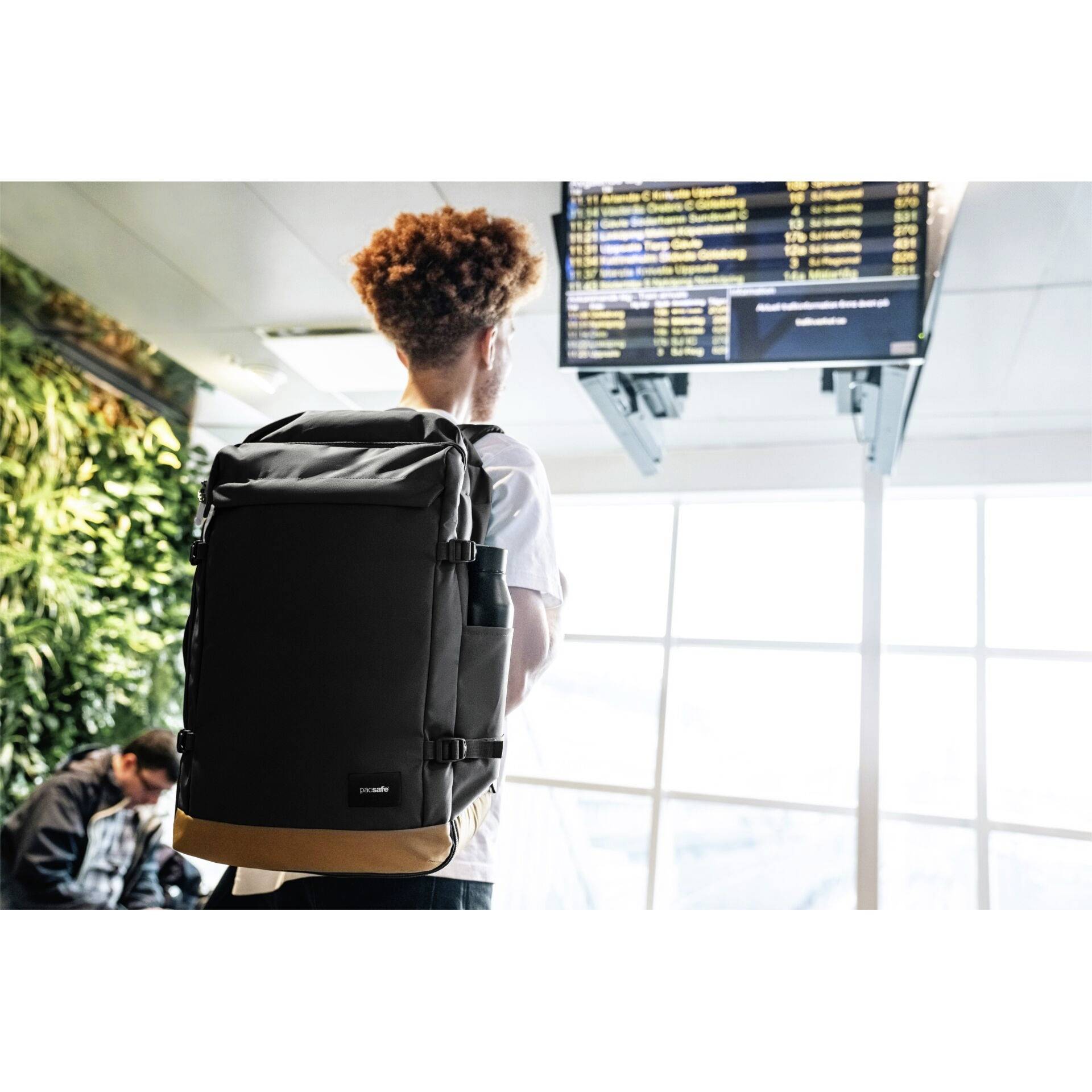 Plecak na laptopa Pacsafe GO 44l, czarny-13