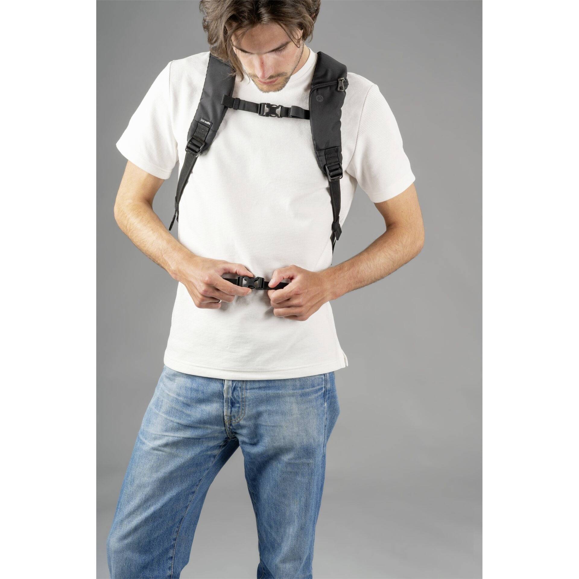 Plecak na laptopa Pacsafe V 26l Tour, czarny-14