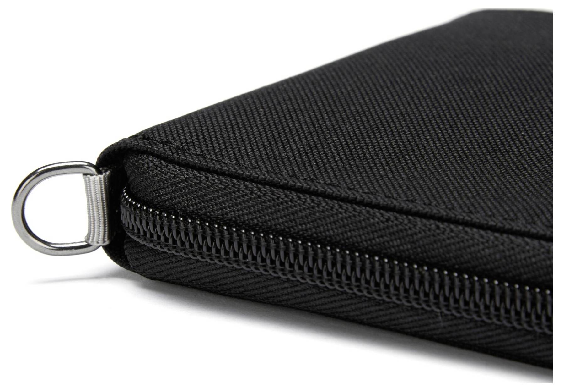 Pacsafe Portfel RFIDsafe Zip Around Wallet (S x W x G) 11 x 10 x 2 cm czarny 11050130-6