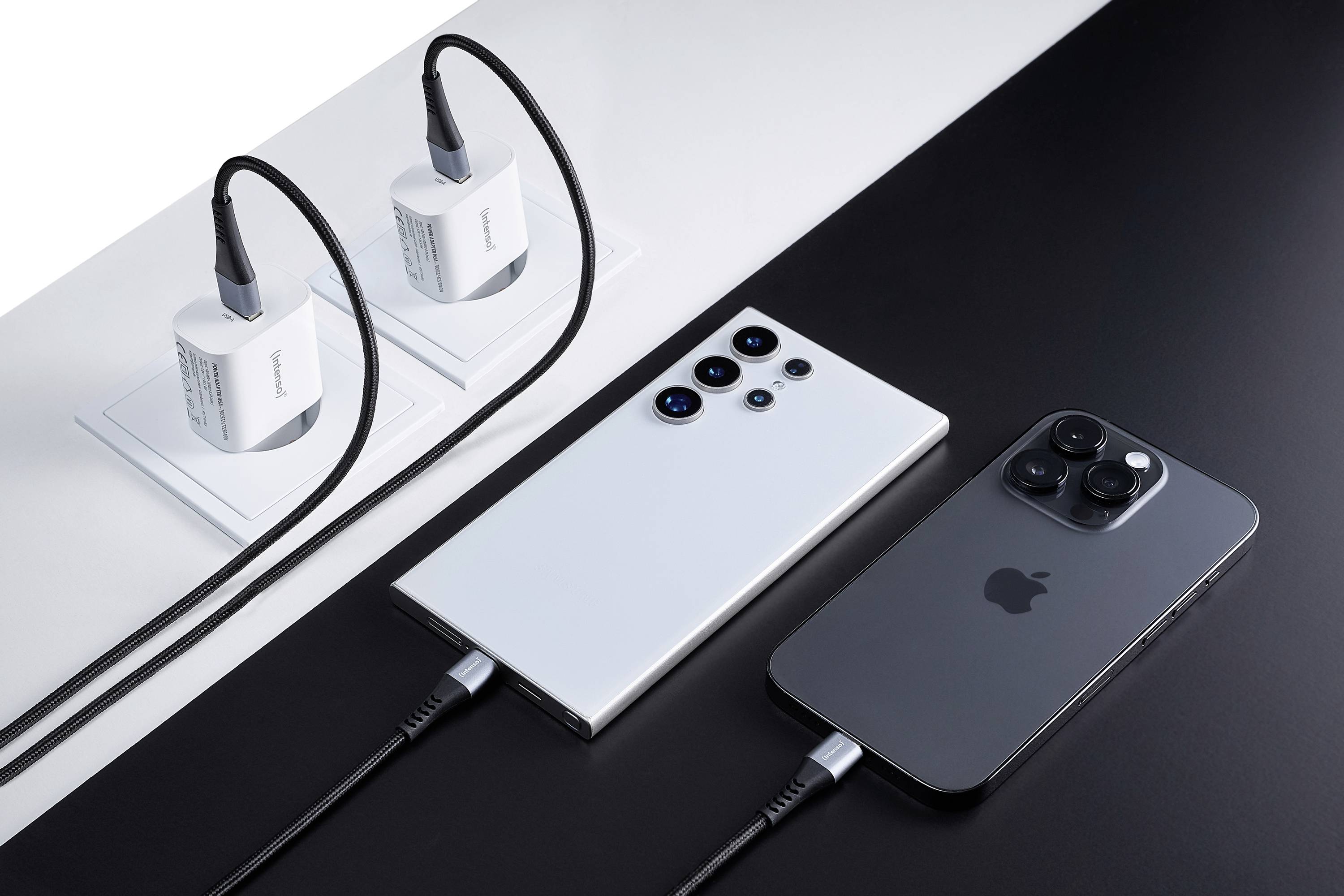 Intenso W5A white double pack USB-C Adapter 5 W USB-A biały gniazdo-7