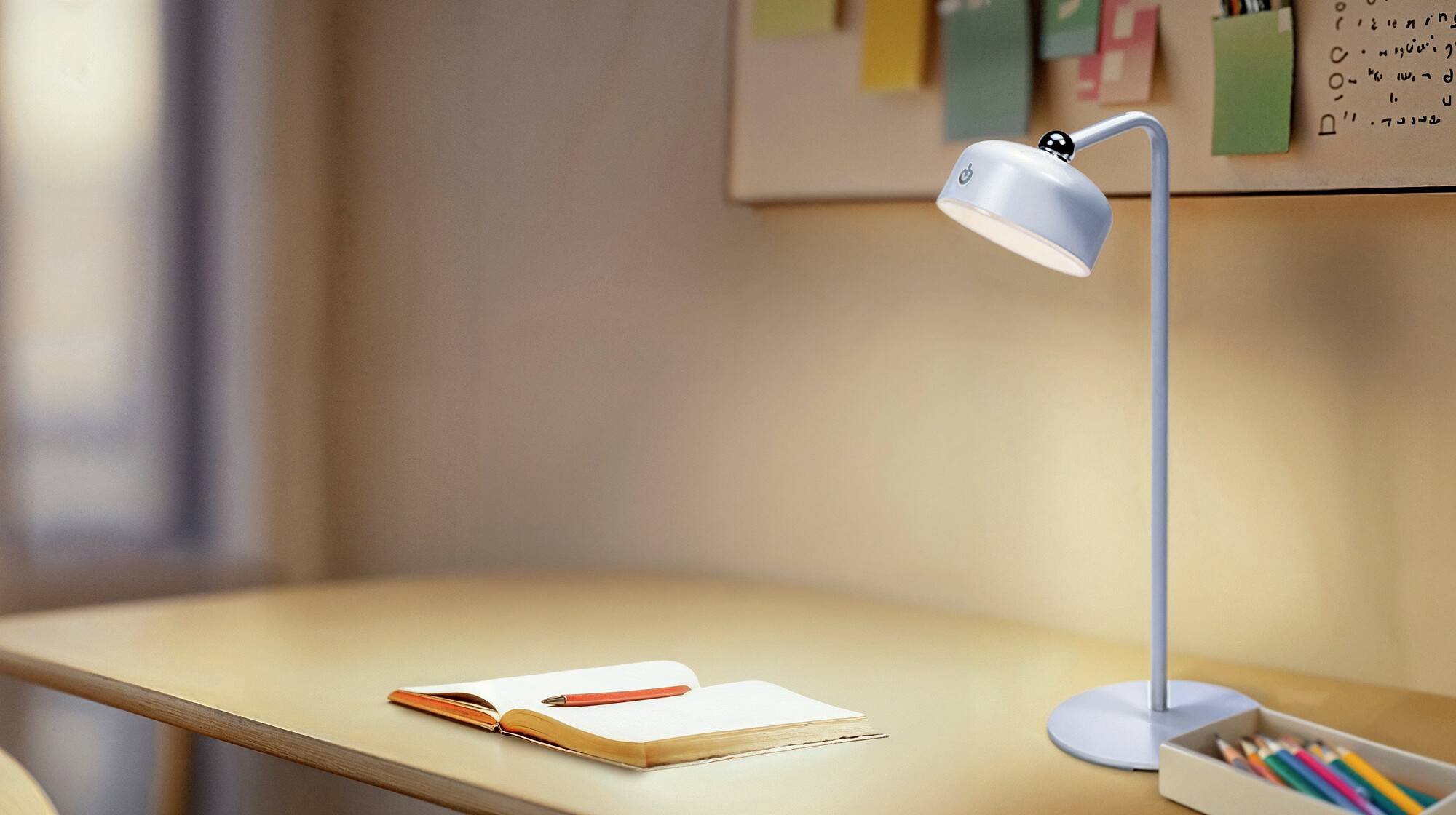 Настінний світильник OSRAM HOMELIGHTING DECOR HELPER GADGET 830 USB Білий 4058075849266 1.80 Вт білий