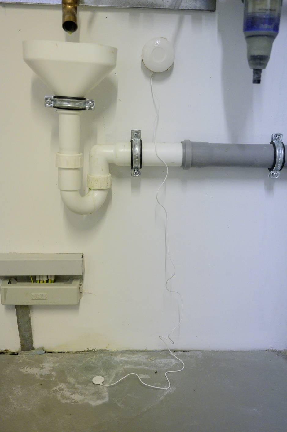 Brennenstuhl 1293930 brennenstuhl®Connect Czujnik wody bateryjne-6