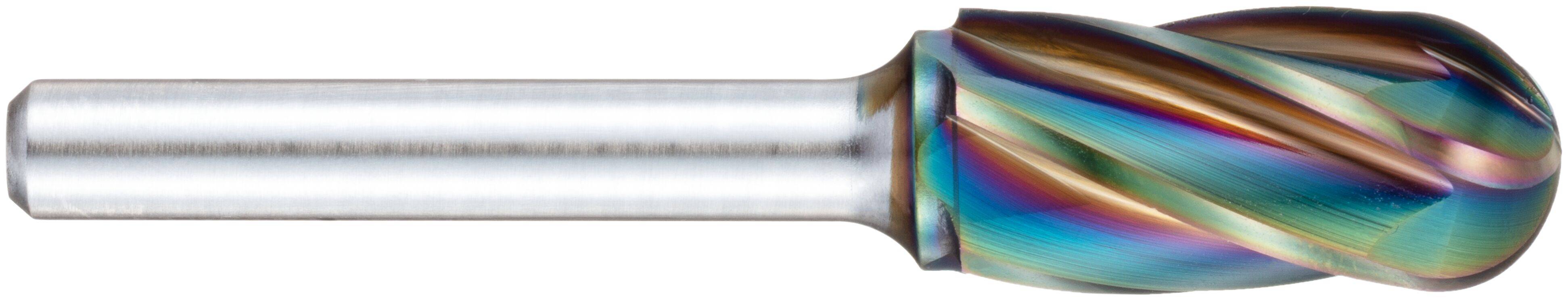 Zbliżenie wielokolorowego, cylindrycznego metalowego narzędzia tnącego o spiralnym kształcie, używanego do kształtowania i wygładzania materiałów.