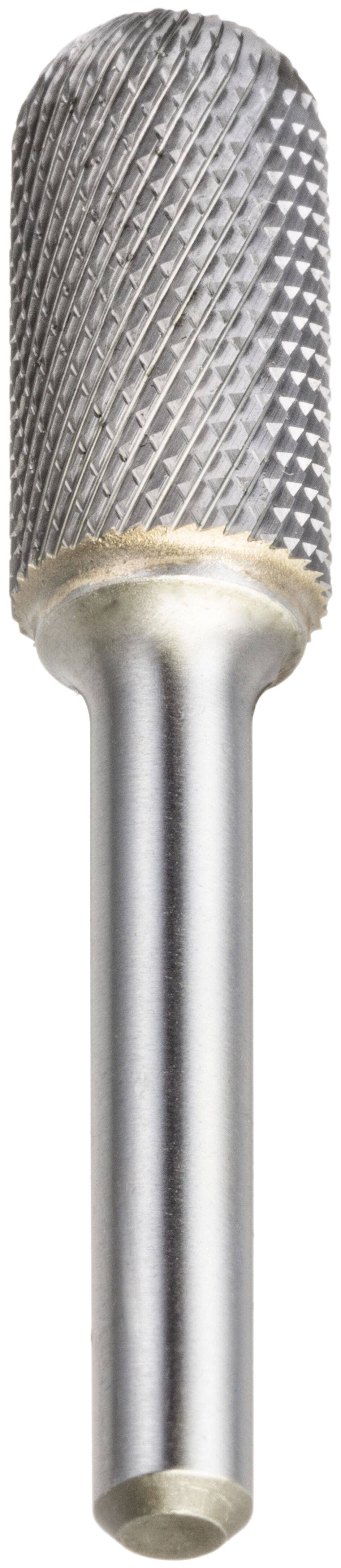 Cylindryczny metalowy narzędź skrawający z teksturowaną powierzchnią i gładkim trzpieniem, stosowany do cięcia lub kształtowania w warunkach przemysłowych.