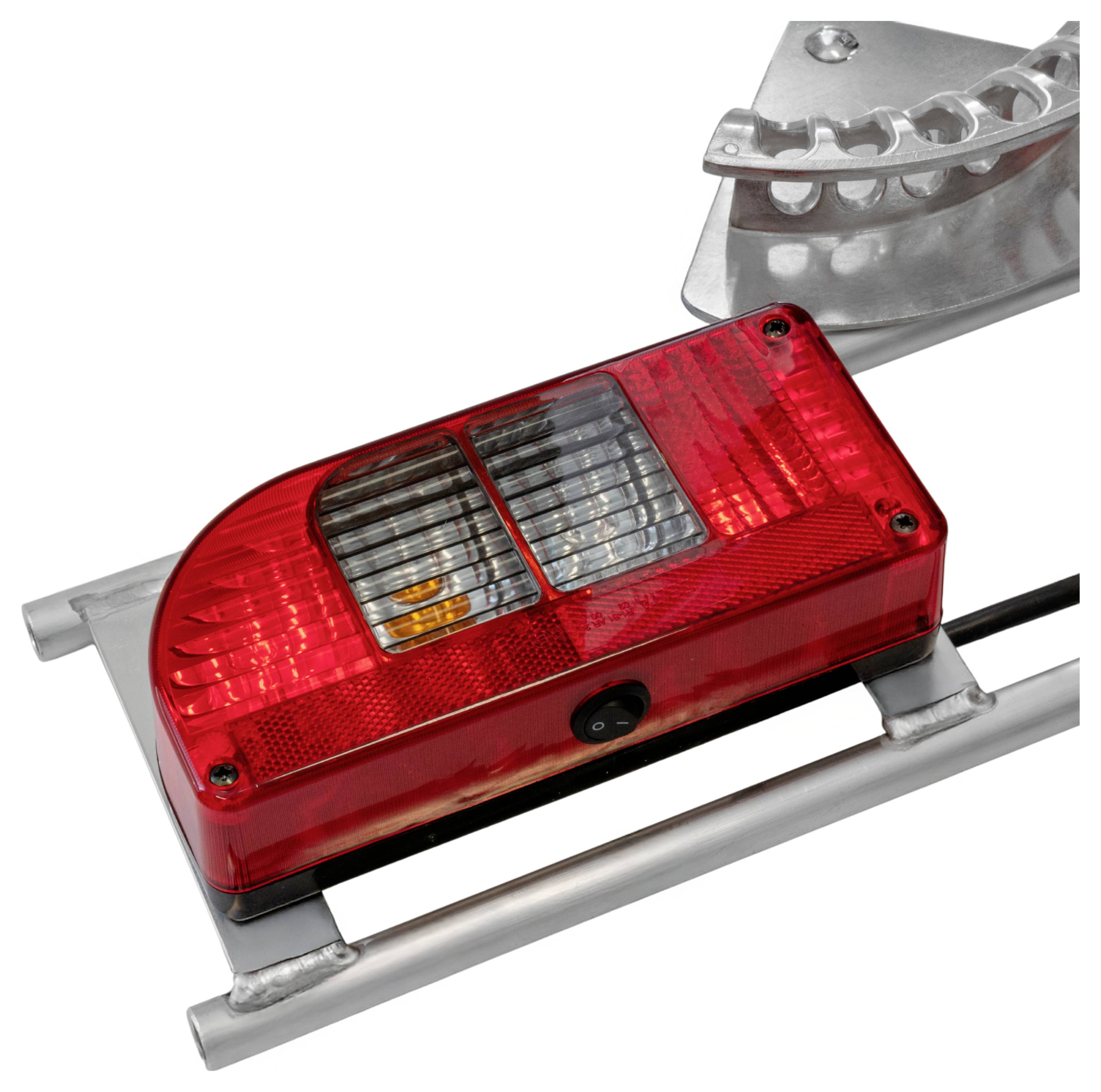 Тестер розеток для причепів SecoRüt 70411 12 В 7+13 полюсів Алюмінієвий тестер розеток для причепів 12 В Кількість контактів: 7 аб