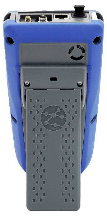 Niebieskie i szare urządzenie elektroniczne z portami na górze i składaną podstawą z tyłu, służące do testowania lub pomiarów.