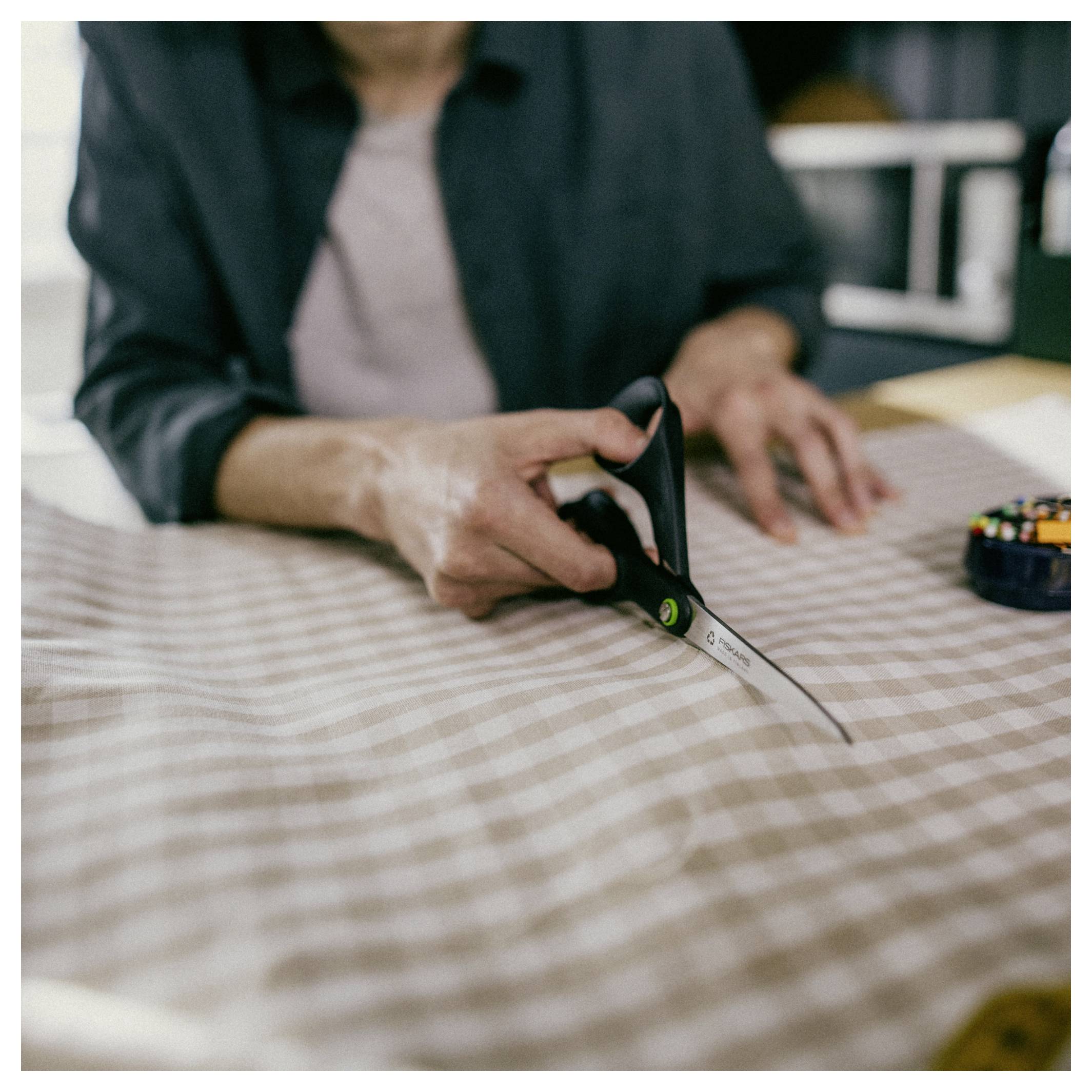 Fiskars 1074547 FF ReNew Nożyce uniwersalne 210 mm-2