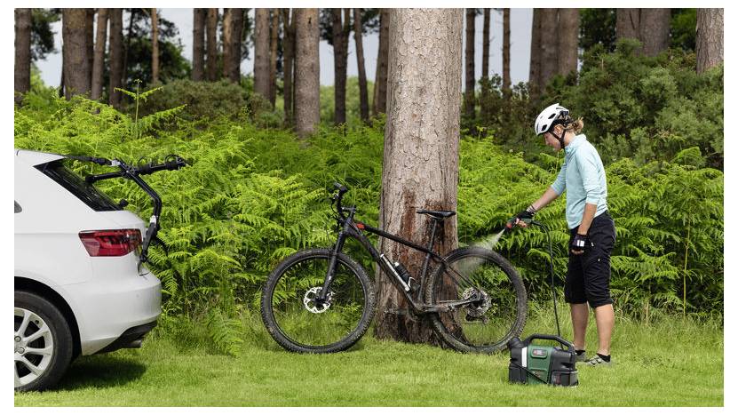 Bosch Home and Garden Fahrradreinigungsgerät Fontus 18V-6 Акумуляторна мийка високого тиску 20 бар Холодна вода