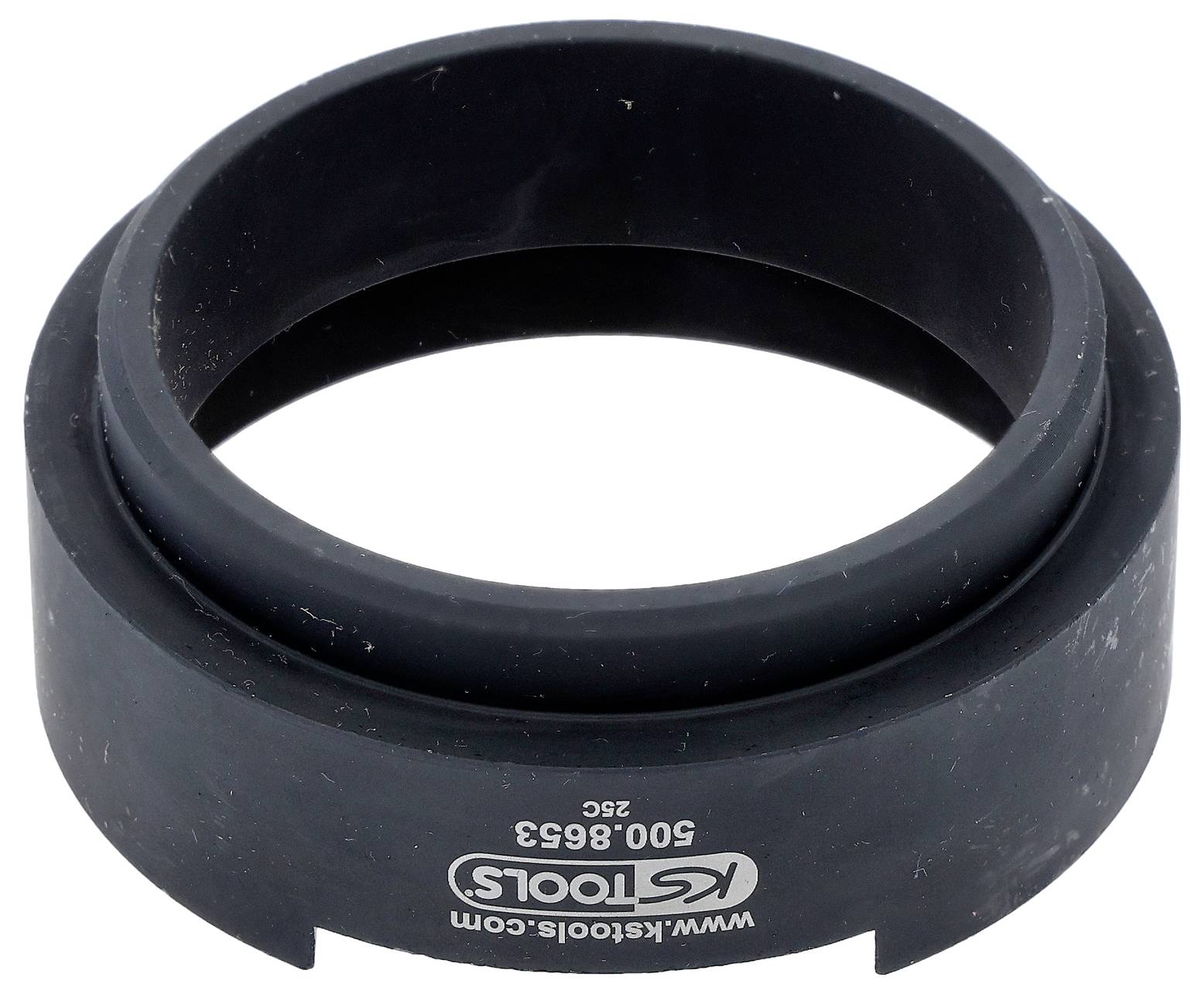 Czarny cylindryczny adapter narzędziowy z wybitym napisem 'KS Tools, 500.8653' na boku, stosowany w zastosowaniach mechanicznych lub motoryzacyjnych.