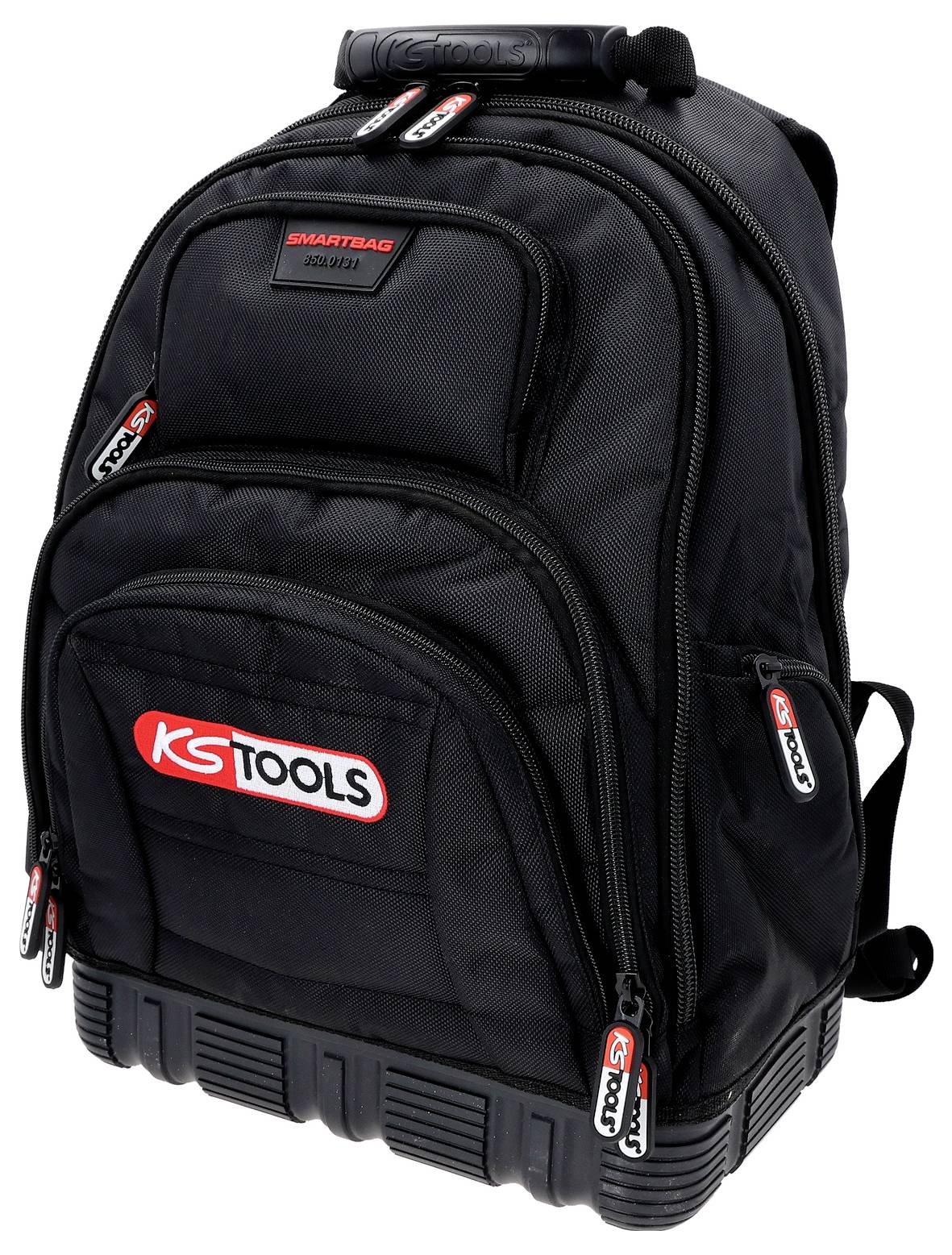 Czarny plecak z wieloma zamykanymi na zamek błyskawiczny przegródkami z czerwonym oznakowaniem 'KS TOOLS' na przedniej stronie.