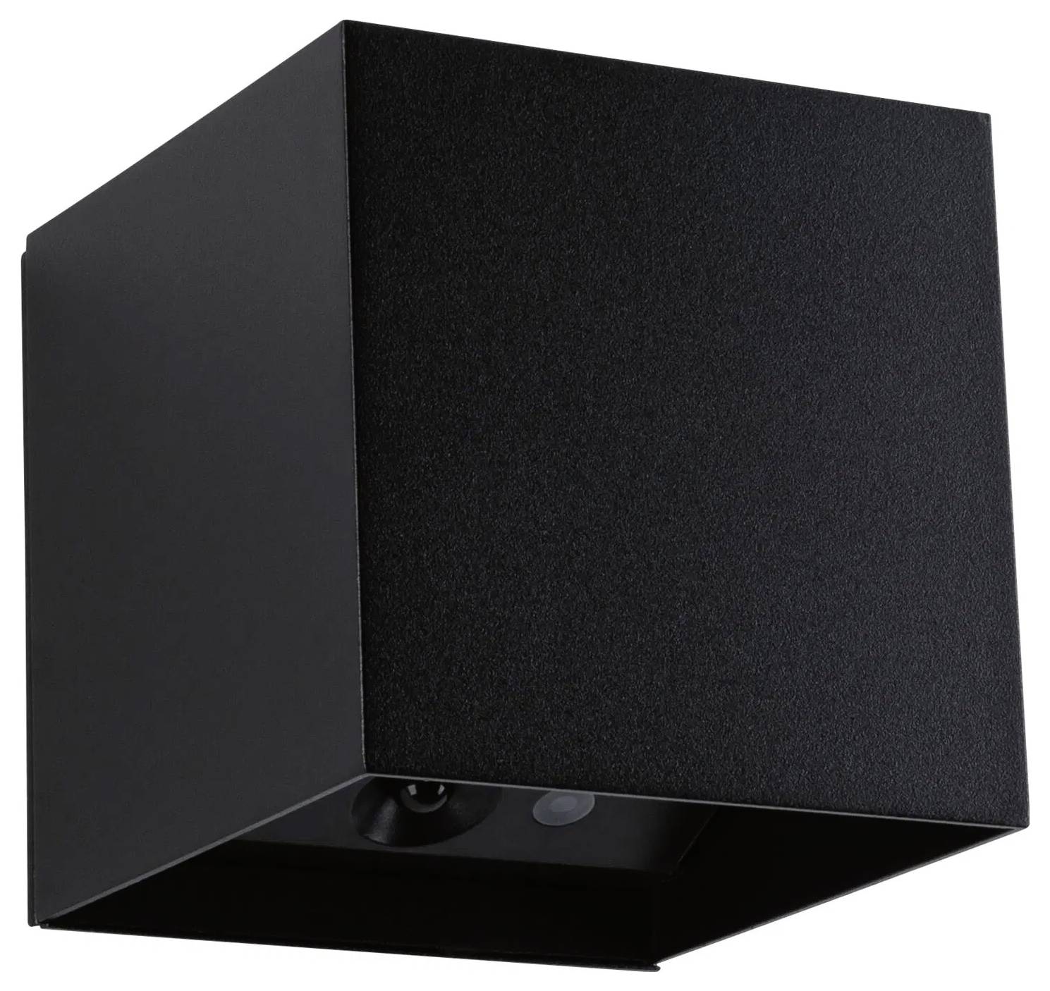 Czarny, kwadratowy kinkiet ścienny z delikatnym czujnikiem umieszczonym poniżej, zaprojektowany z myślą o nowoczesnej estetyce.