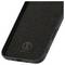 Zbliżenie czarnego etui na telefon o minimalistycznym wzornictwie, z małym logo i napisem 'Berlin' poniżej na tylnej stronie.