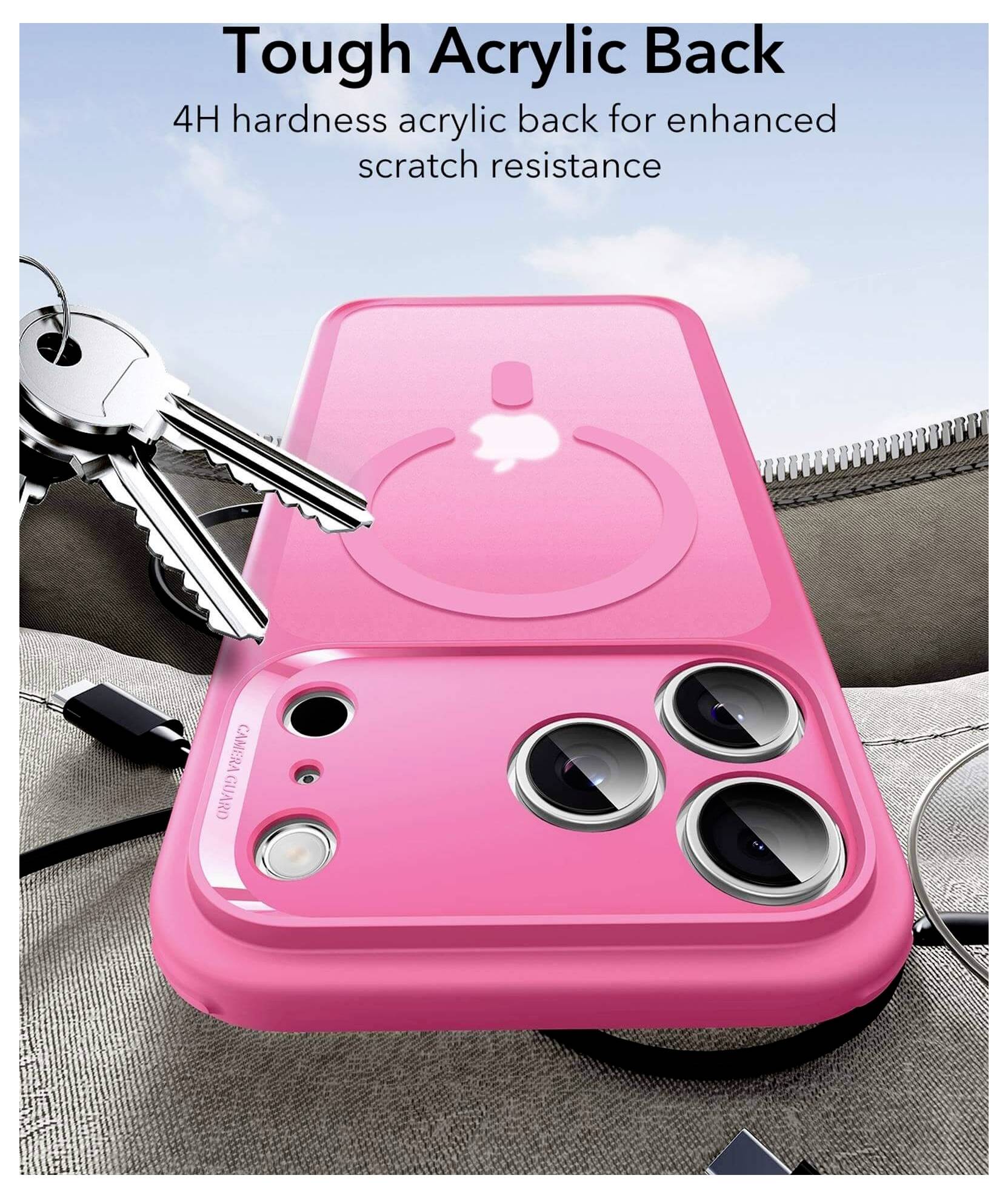 'Różowy futerał na telefon z akrylową tylną częścią o twardości 4H, przedstawiony obok kluczy, podkreślający zwiększoną odporność na zarysowania.'