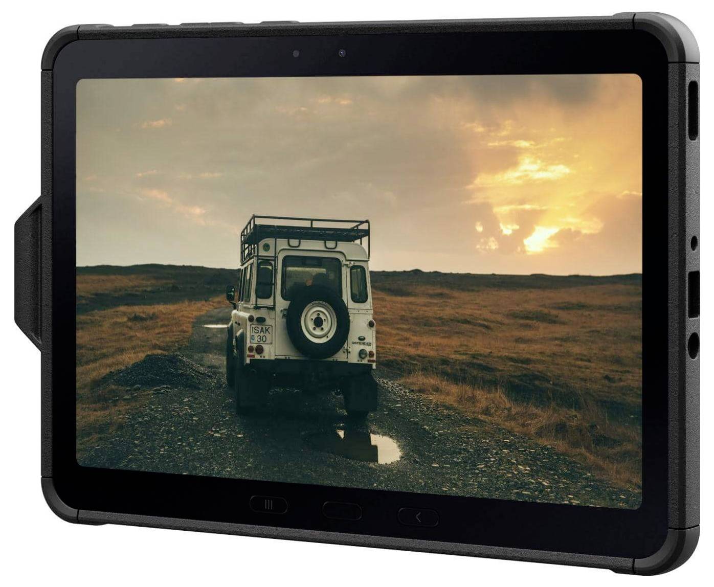 Wytrzymały tablet wyświetlający zdjęcie pojazdu terenowego na skalistej ścieżce podczas zachodu słońca, symbolizujący przygodę i wytrzymałość.