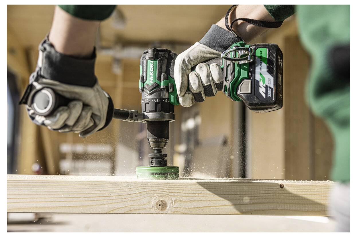 Акумуляторний ударний гайковерт HiKOKI DV18DC без акумулятора, без зарядного пристрою