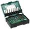 Zestaw wierteł marki 'HiKOKI' w kolorach zielonym i czarnym z wieloma wiertłami w czarnym plastikowym pudełku, ułożonymi w rzędach, z otwartą pokrywą.