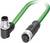 Zielony kabel czujnikowy/przyłączeniowy M12 z wtyczką kątową i złączką prostą, stosowany w automatyce przemysłowej.