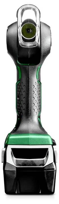 Czarno-zielone, bezprzewodowe narzędzie elektryczne z zamocowaną latarką stoi pionowo na białym tle.