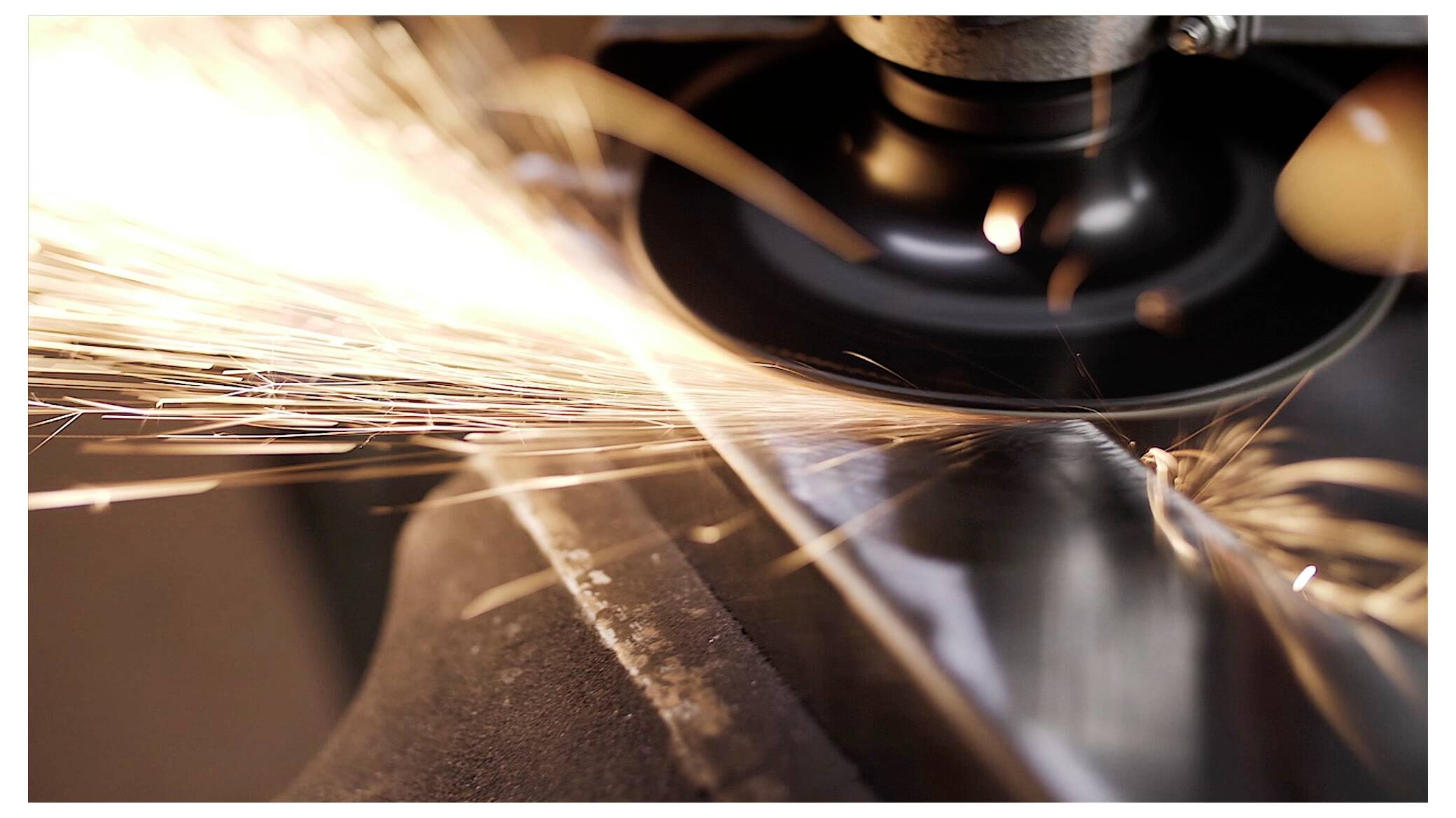 Фіберний диск Klingspor 330489 Діаметр 180 мм Зернистість = 24 25 шт.