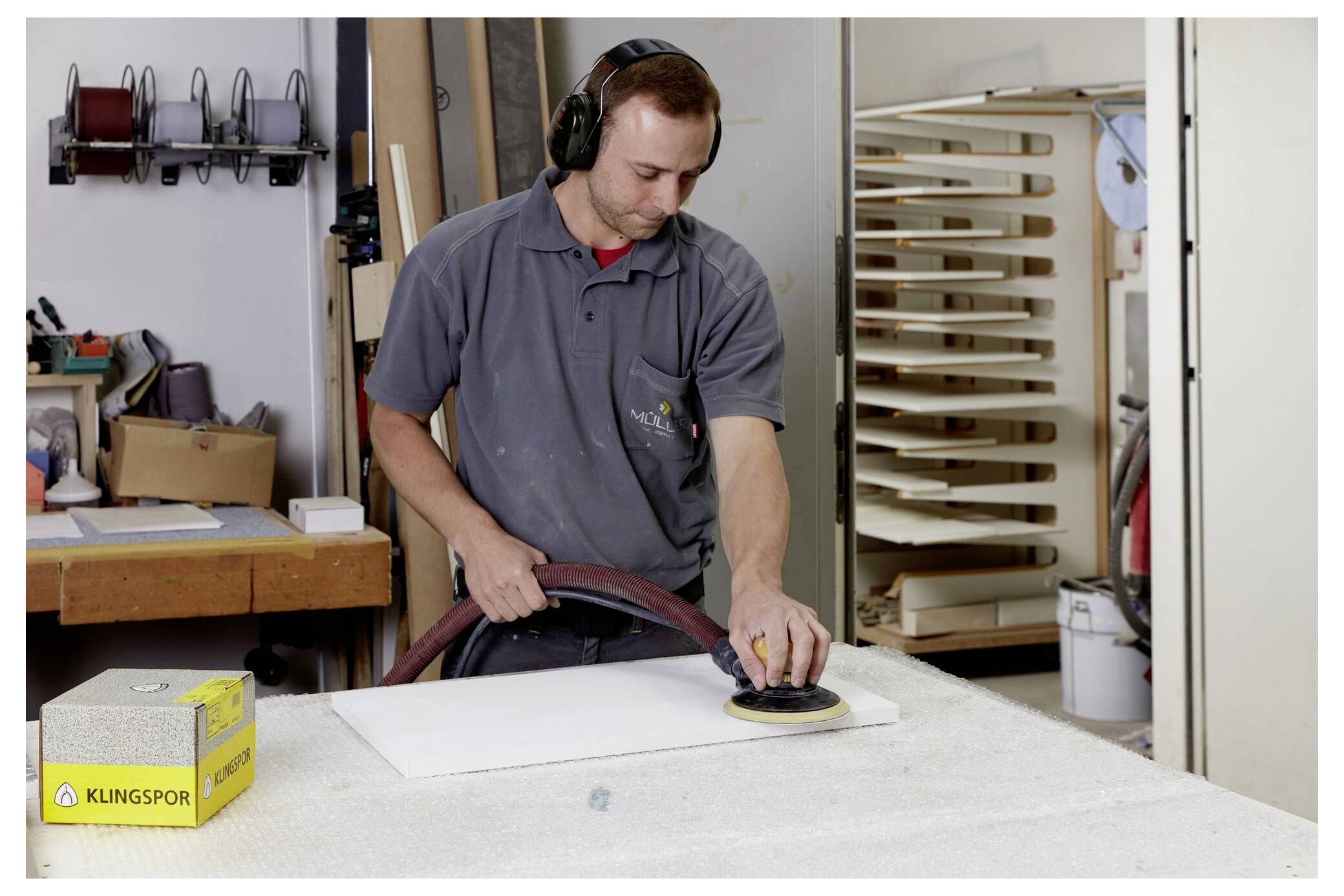 Klingspor 147647 Шліфувальний диск Діаметр 150 мм Зернистість = 40 100 шт.