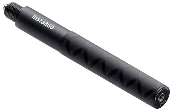 Kijek selfie Insta360 w kolorze czarnym, z możliwością przedłużenia, wyposażony w teksturowany uchwyt, przeznaczony do kamer sportowych.