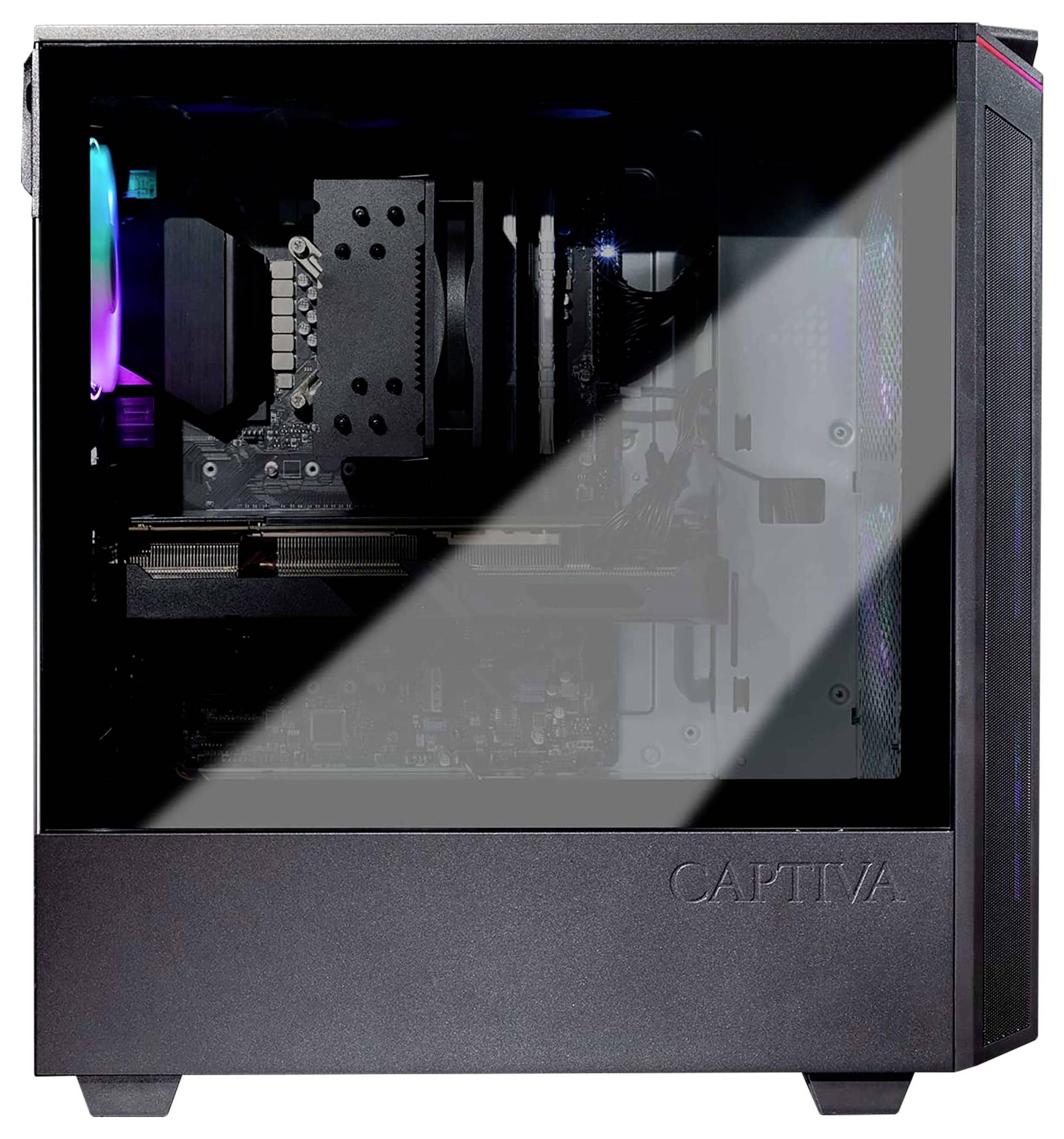 Komputer stacjonarny z przezroczystym panelem bocznym ukazującym elementy wewnętrzne, takie jak wentylatory chłodzące i podświetlenie RGB. Na obudowie widnieje napis 'Captiva'.