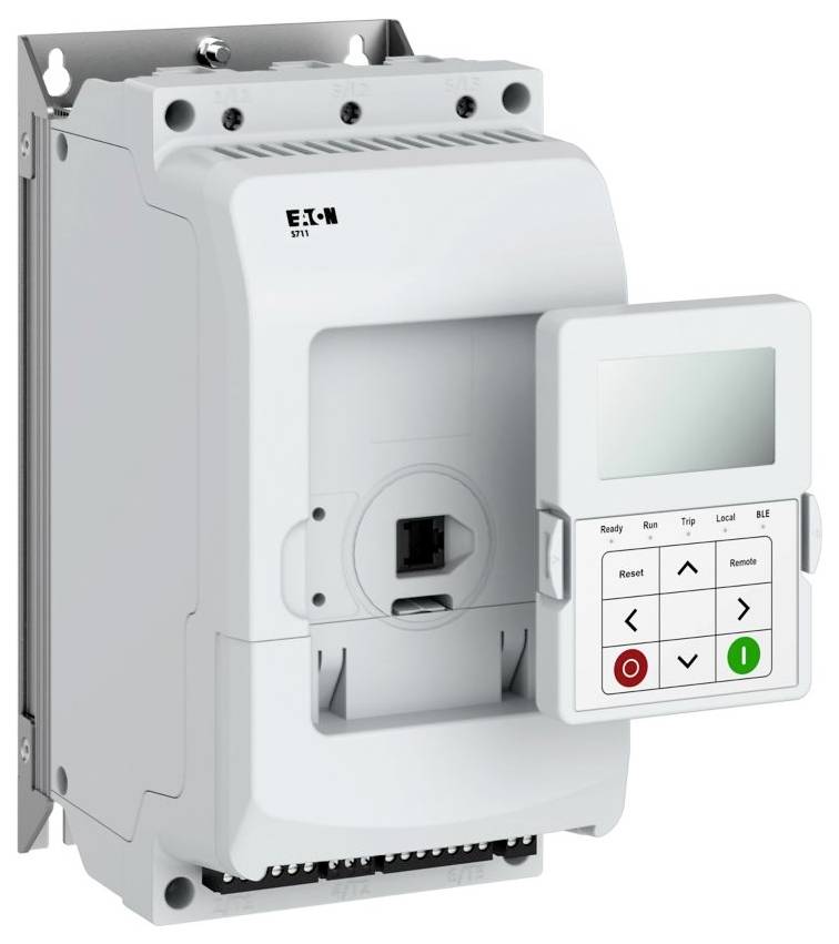 Urządzenie elektryczne z wyświetlaczem cyfrowym i przyciskami do sterowania. Jest zamontowane na panelu i używane do zarządzania zasilaniem.