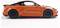 Zdjęcie pomarańczowego samochodu sportowego z czarnym dachem i kołami, ukazanego z boku na białym tle.