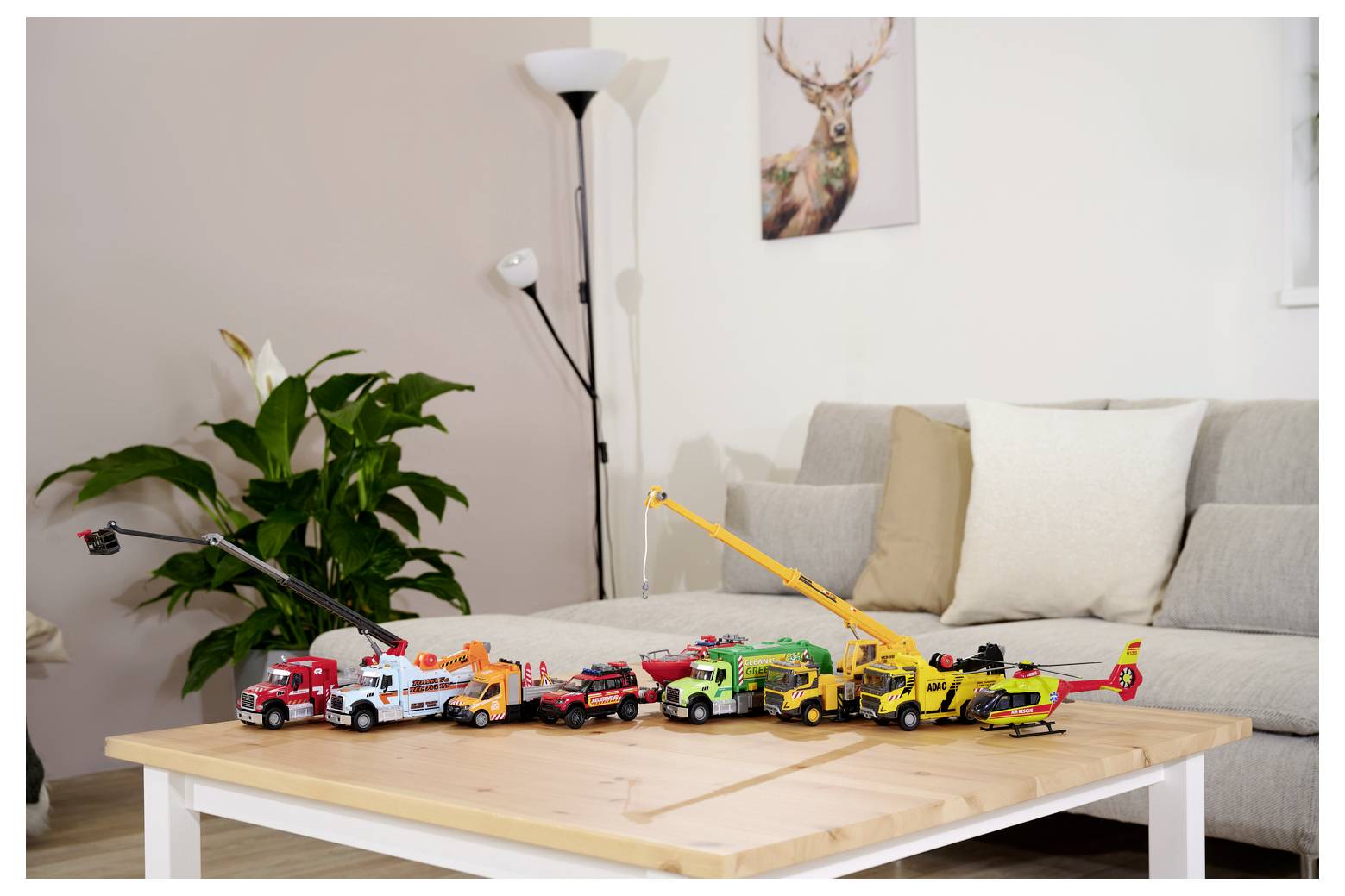 Готова модель будівельної машини Majorette Volvo FMX для вантажівки-крана