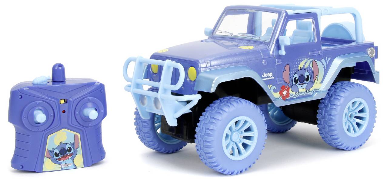 Zdalnie sterowany niebieski zabawkowy jeep z designem postaci z kreskówki, wyposażony w pasujący do niego kontroler.